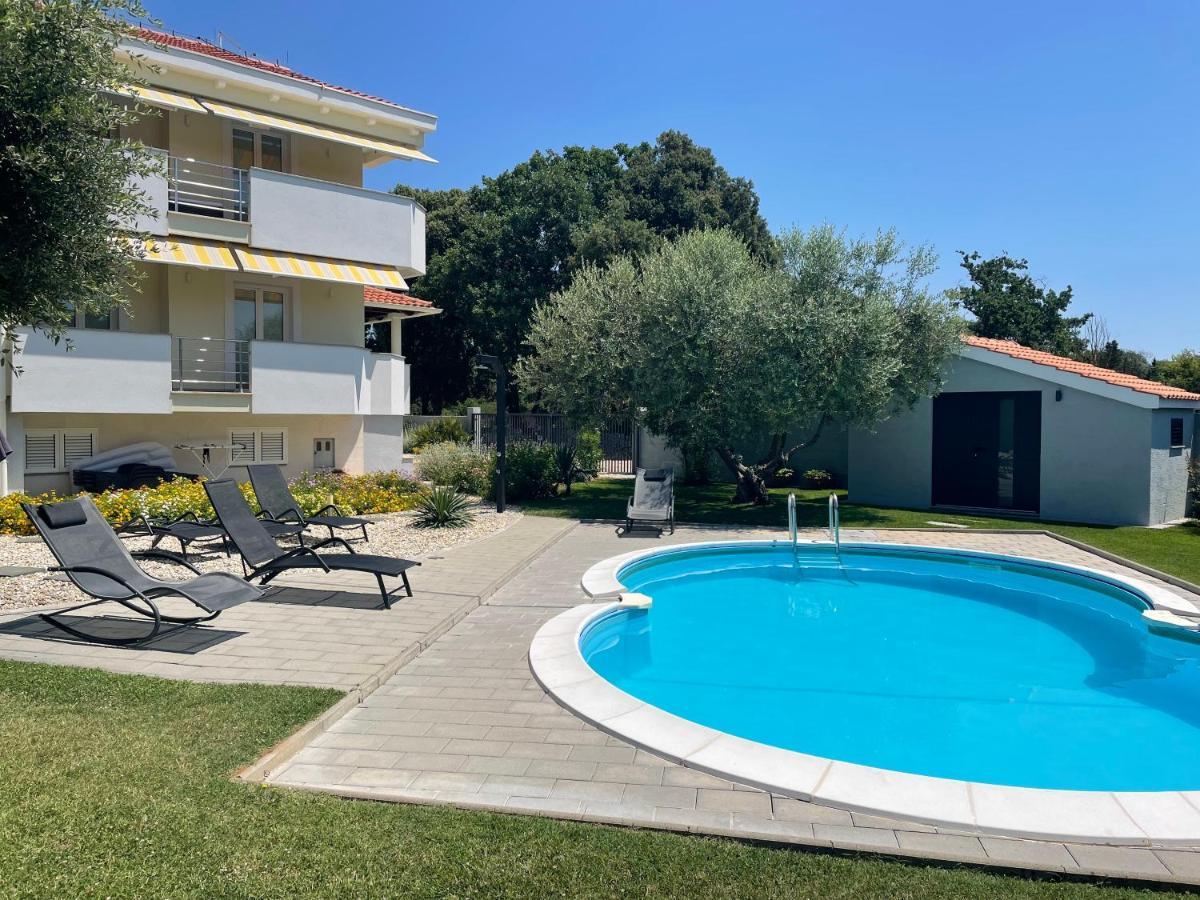 Apartments Sunny Estate Zaton  Exterior photo